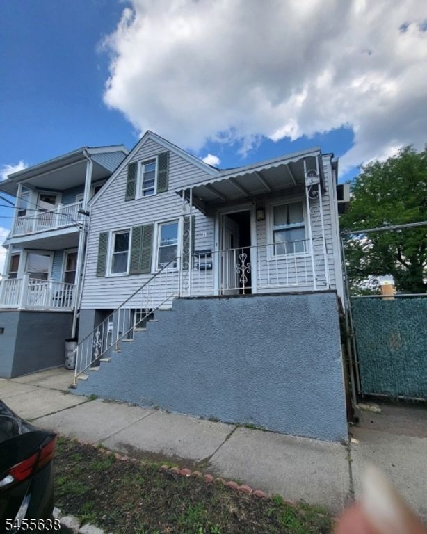 33 Alva St, Bloomfield Twp., NJ 07003 — exterior