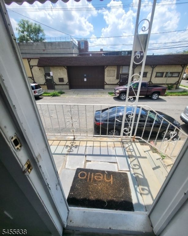 33 Alva St, Bloomfield Twp., NJ 07003 — photo 4
