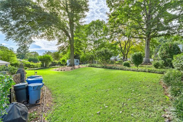 45 36th Avenue NW, Hickory, NC 28601
