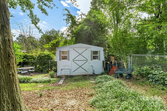 45 36th Avenue NW, Hickory, NC 28601