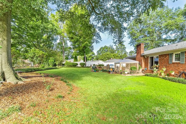 45 36th Avenue NW, Hickory, NC 28601