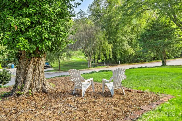 45 36th Avenue NW, Hickory, NC 28601