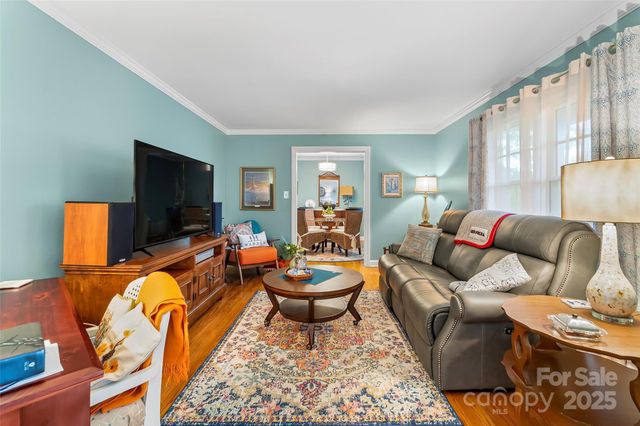 45 36th Avenue NW, Hickory, NC 28601