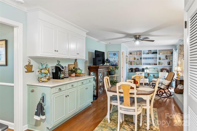 45 36th Avenue NW, Hickory, NC 28601