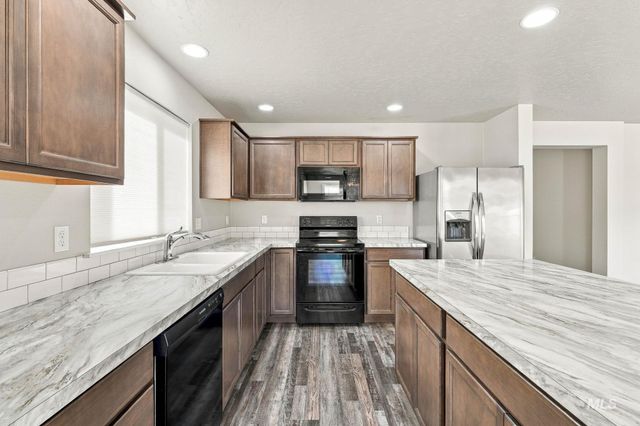 17796 E Pegram Way, Nampa, ID 83687