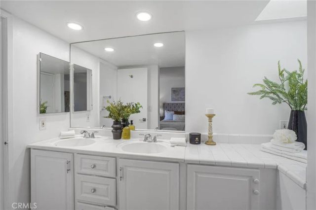 5917 Carell Avenue, Agoura Hills, CA 91301