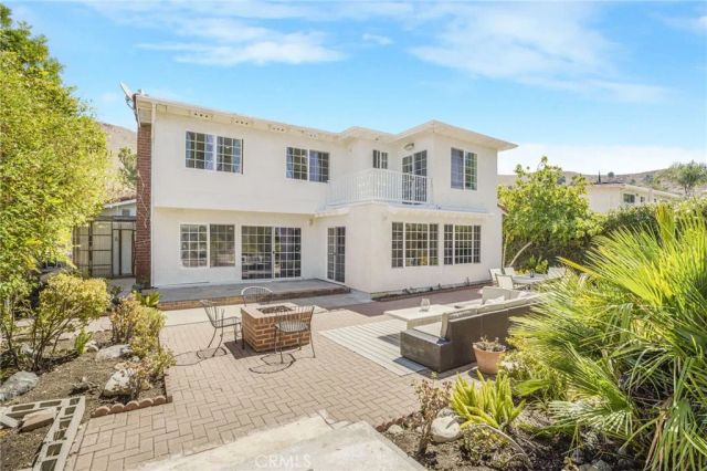 5917 Carell Avenue, Agoura Hills, CA 91301