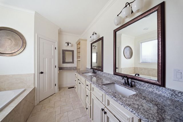 529 Cherry Grove Ln, Whites Creek, TN 37189