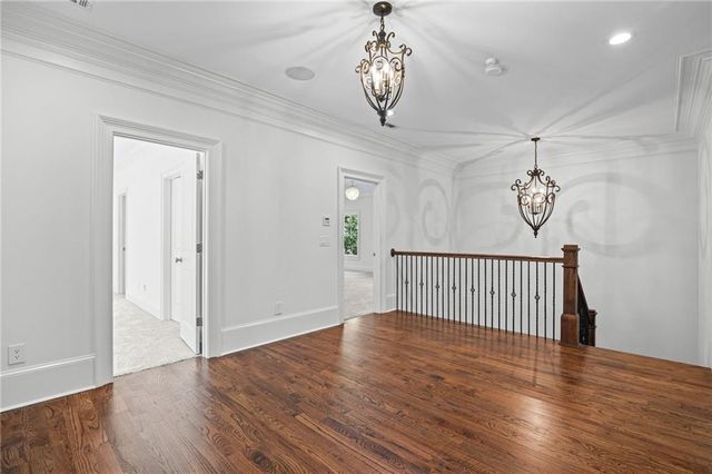 94 W Belle Isle Road, Atlanta, GA 30342