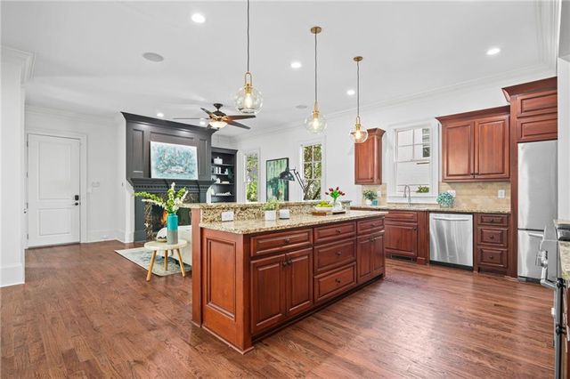 94 W Belle Isle Road, Atlanta, GA 30342