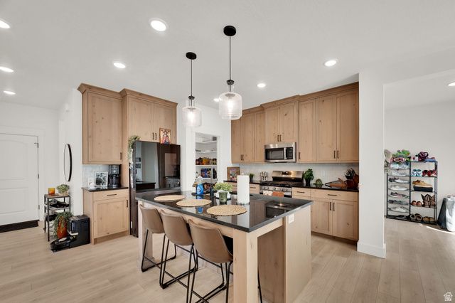 3491 W 3275 N, Plain City, UT 84404