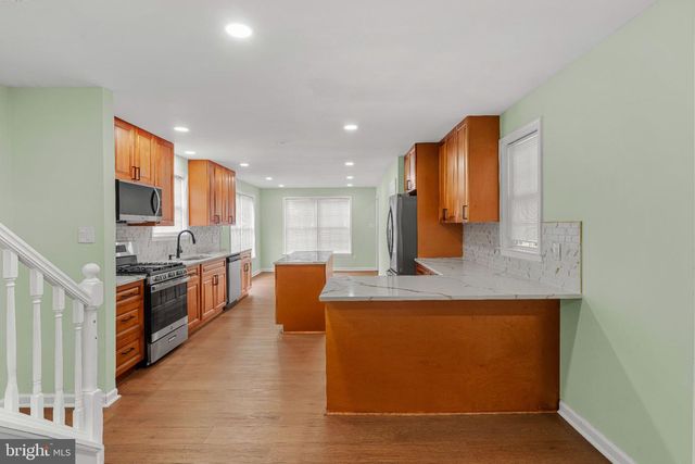 500 MAGNOLIA ST, Beverly, NJ 08010
