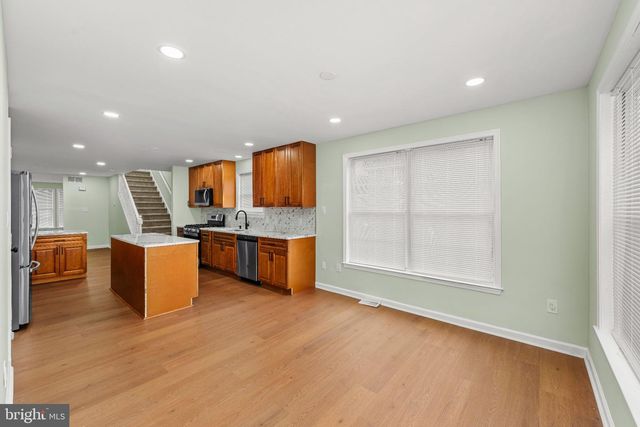 500 MAGNOLIA ST, Beverly, NJ 08010