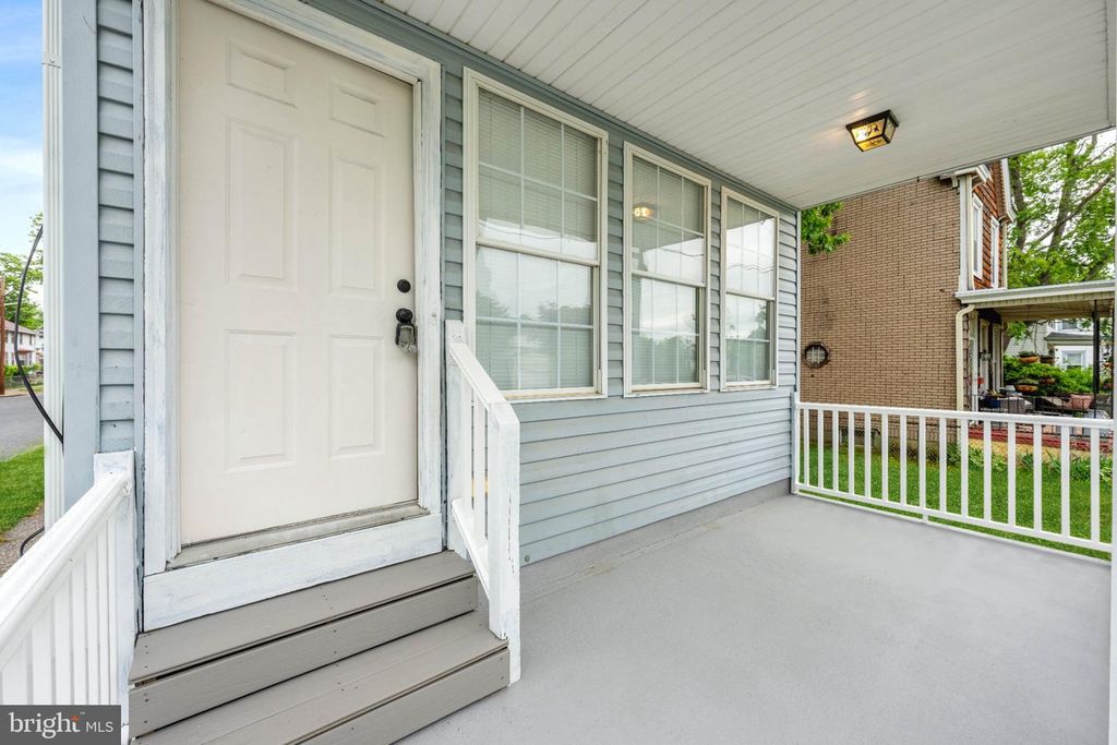 500 MAGNOLIA ST, BEVERLY, NJ 08010 — photo 5
