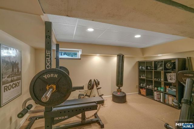 724 W Saddle River Road, Ho-ho-kus, NJ 07423