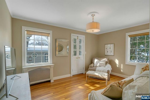 724 W Saddle River Road, Ho-ho-kus, NJ 07423