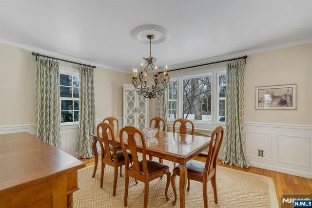 724 W Saddle River Road, Ho-ho-kus, NJ 07423