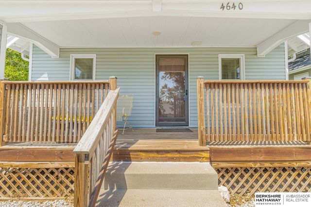 4640 Larimore Avenue, Omaha, NE 68104