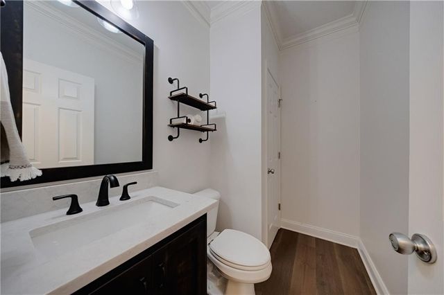 300 Foxglove Court, Alpharetta, GA 30004