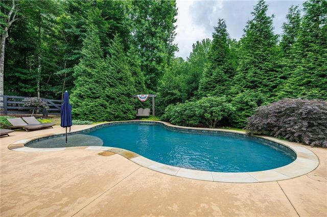 300 Foxglove Court, Alpharetta, GA 30004