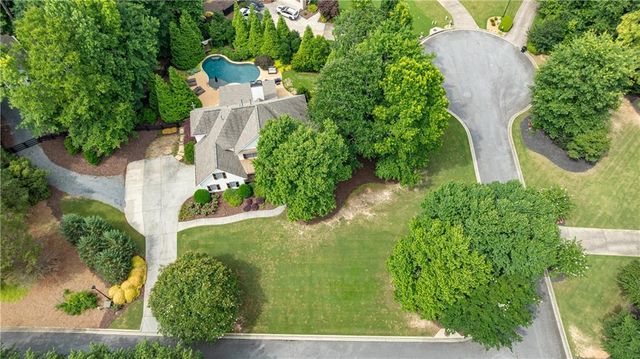300 Foxglove Court, Alpharetta, GA 30004