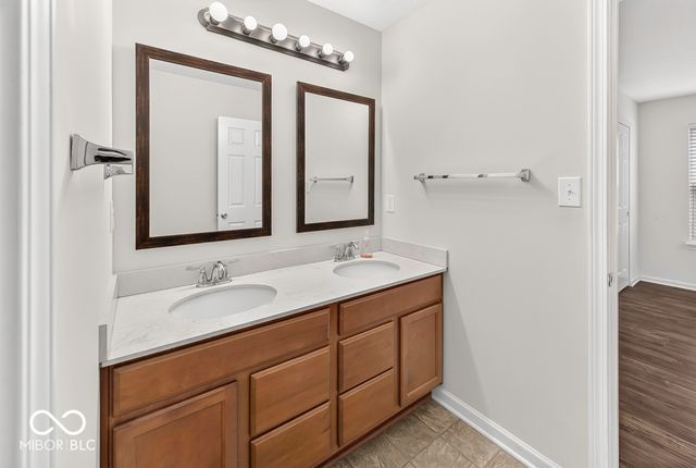 11724 Whisperwood Way 39B, Fishers, IN 46037