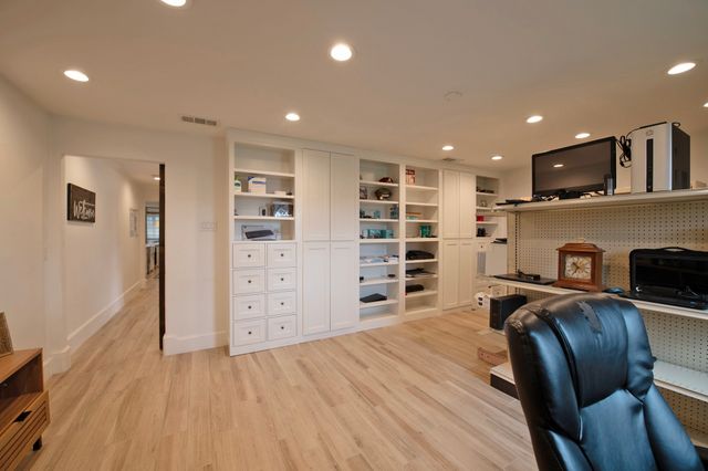 10131 Richard Circle, Forney, TX 75126