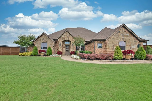10131 Richard Circle, Forney, TX 75126