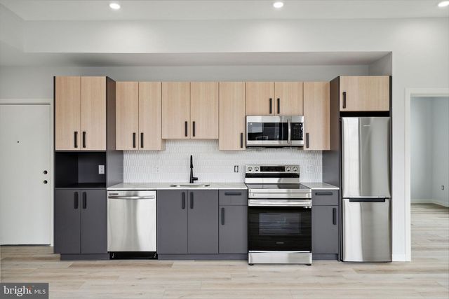 1112-16 E BERKS ST #406, Philadelphia, PA 19125