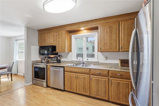 30 Adela Circle, Chili, NY 14624