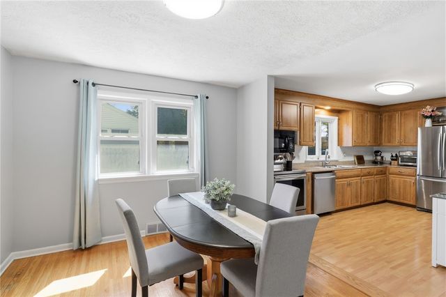 30 Adela Circle, Chili, NY 14624