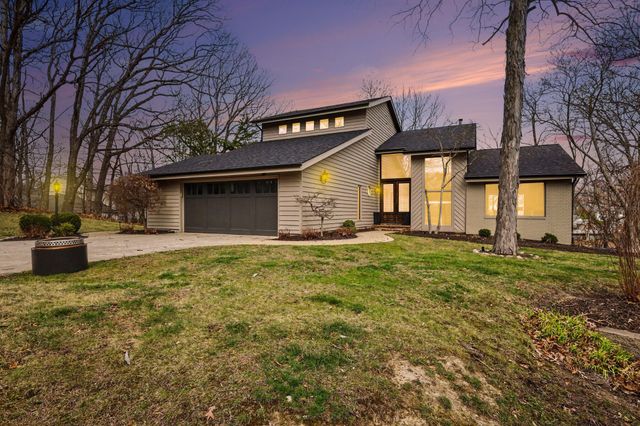 195 Amhurst Place, Valparaiso, IN 46385