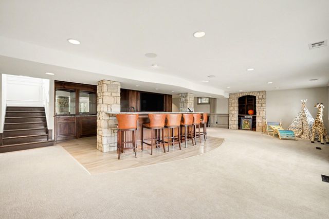 195 Amhurst Place, Valparaiso, IN 46385