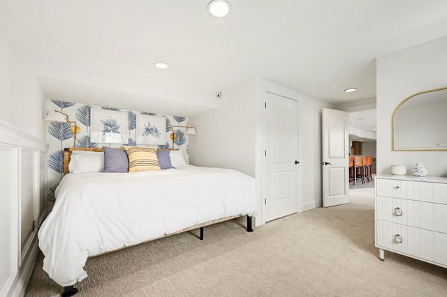 195 Amhurst Place, Valparaiso, IN 46385