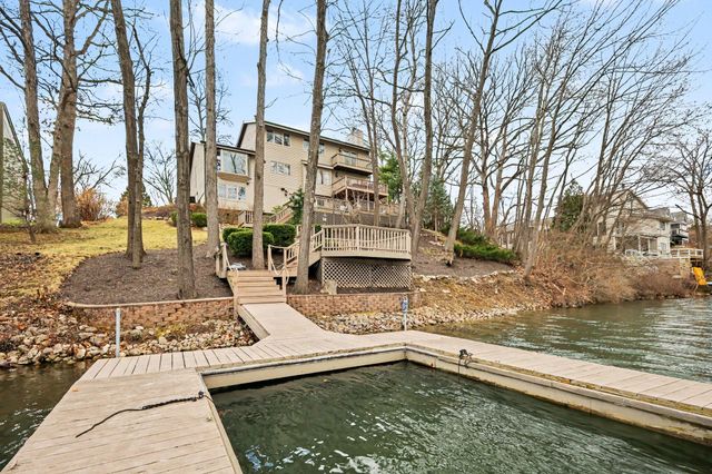 195 Amhurst Place, Valparaiso, IN 46385