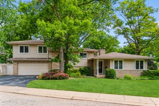 1246 Kenton Road, Deerfield, IL 60015