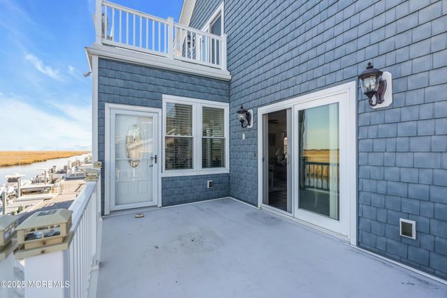 385 Kingfisher Road, Tuckerton, NJ 08087