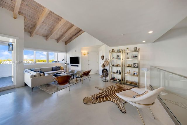 50 Ocean Lane Dr PH603, Key Biscayne, FL 33149