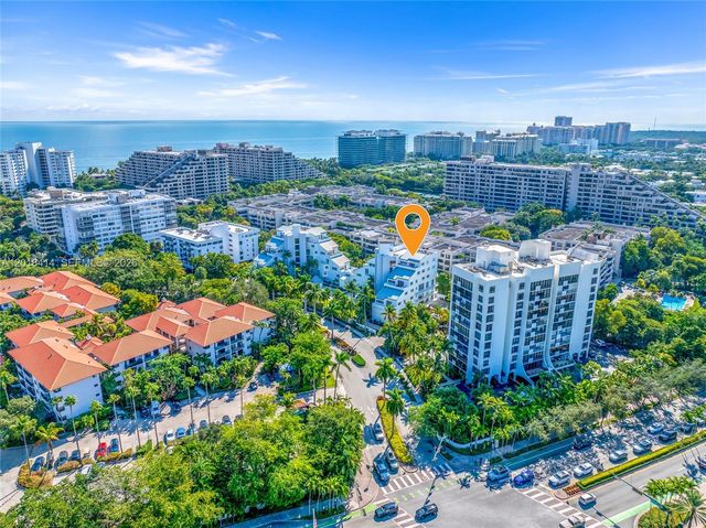 50 Ocean Lane Dr PH603, Key Biscayne, FL 33149