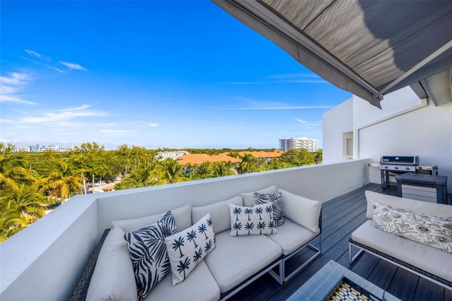50 Ocean Lane Dr PH603, Key Biscayne, FL 33149