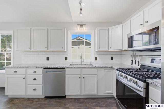 3307 Lynnwood Drive, Bellevue, NE 68123