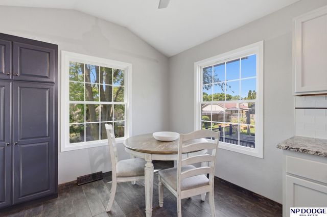 3307 Lynnwood Drive, Bellevue, NE 68123