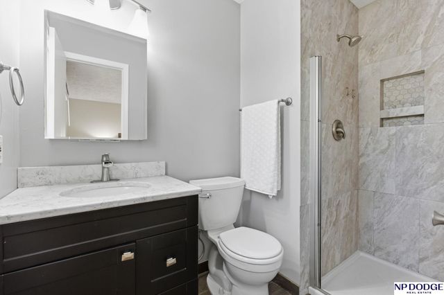 3307 Lynnwood Drive, Bellevue, NE 68123