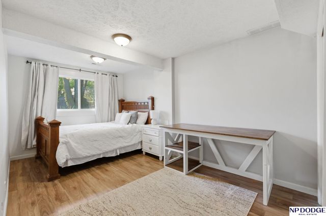 3307 Lynnwood Drive, Bellevue, NE 68123