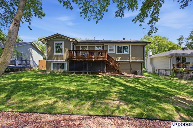3307 Lynnwood Drive, Bellevue, NE 68123