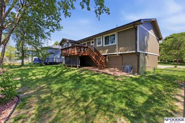 3307 Lynnwood Drive, Bellevue, NE 68123