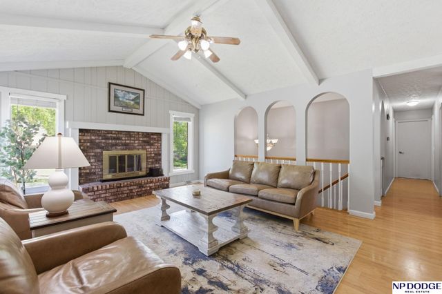 3307 Lynnwood Drive, Bellevue, NE 68123