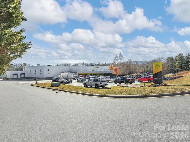 140 Vista Boulevard 2, Arden, NC 28704