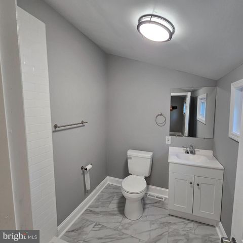 433 E MAPLE AVE, Lindenwold, NJ 08021