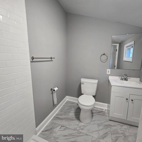 433 E MAPLE AVE, Lindenwold, NJ 08021